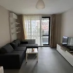 Movie flats