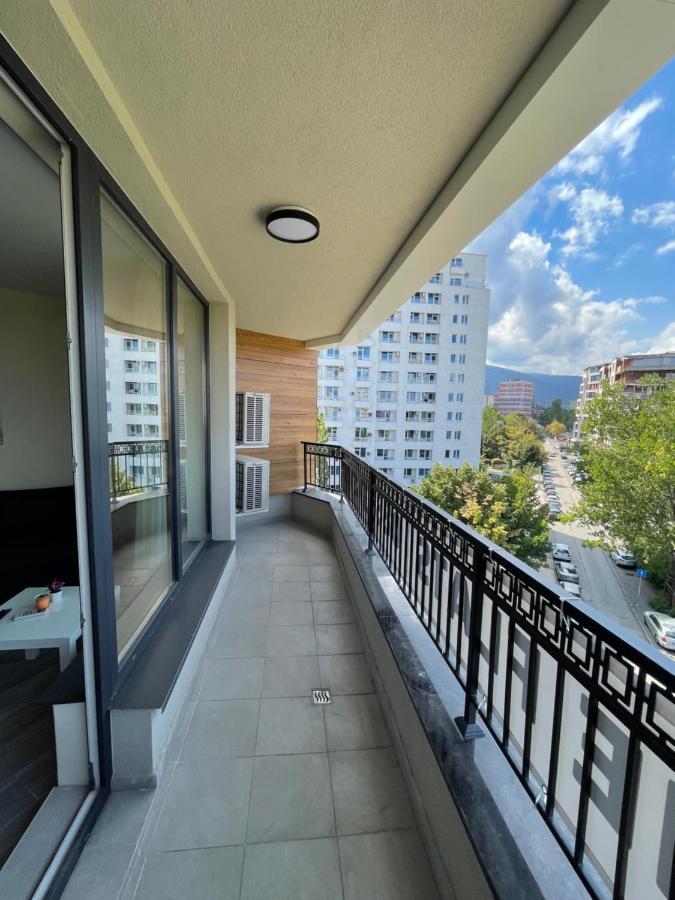 Movie Flats *